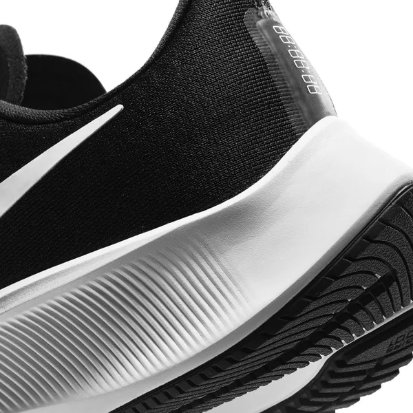 Nike Air Zoom Pegasus 37 Wide Black/White Women's Running Shoes - Size: 11.5