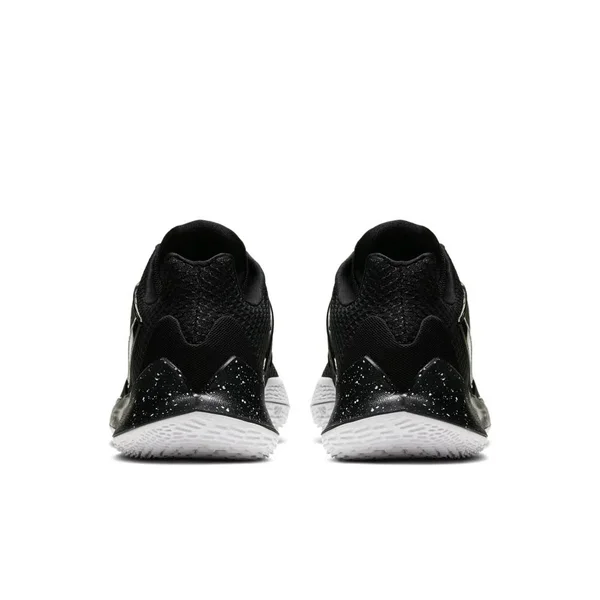 Nike Kyrie Low 2 Black Metallic Silver