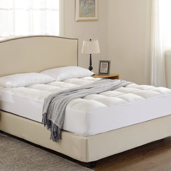 Cheer Collection Microplush Luxurious Alternative Down Mattress Pad, Topper and Protector (White - Twin)