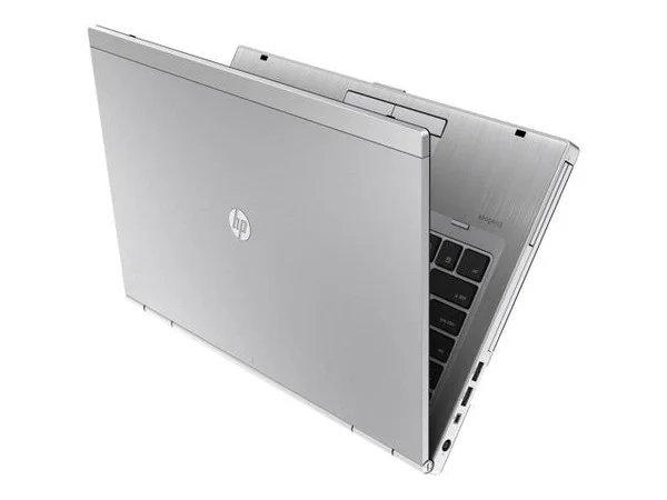 HP EliteBook 8470p 14″ Notebook - Core i5 3210M 2.5 GHz - 4 GB RAM - 500 GB HDD - Platinum